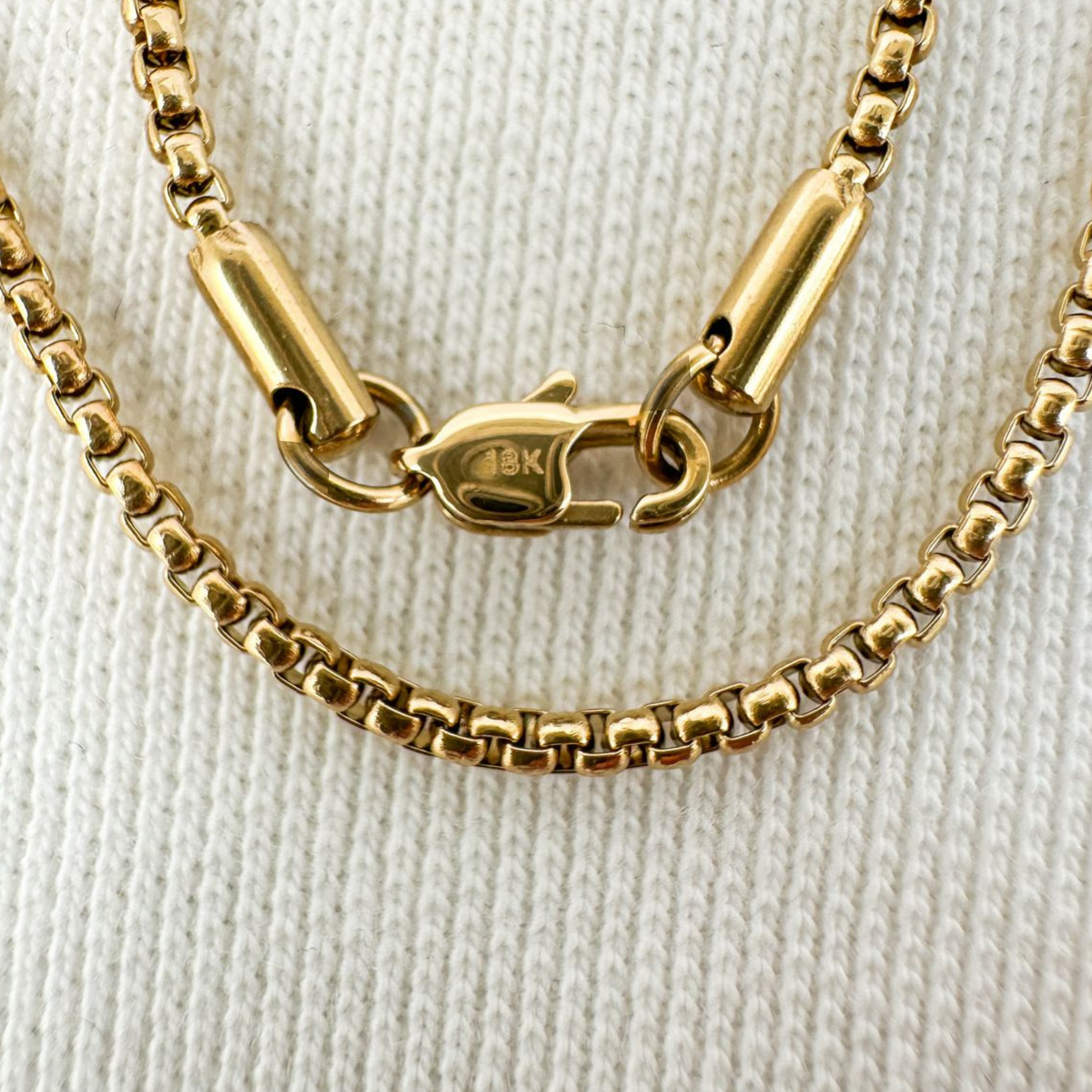 Cadena Veneciana Mujer